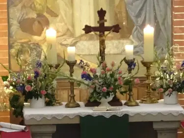 Altar Neue Kirche Golm im Festschmuck